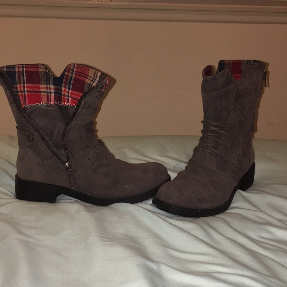 Comfy Casual Grey Ankle Combat Boots